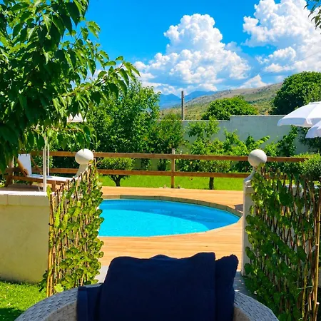 Prince Privé Suite Villa *